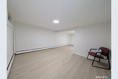 186 Marigold Avenue, Bridgeport, CT 06606 - Photo 31