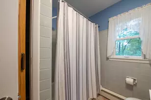 588 Summit Dr, Orange, CT 06477 - Photo 21