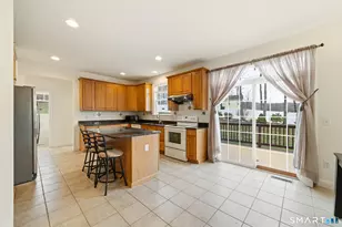 12 Red Oak Ln, Seymour, CT 06483 - Photo 5