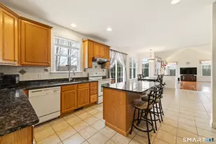 12 Red Oak Ln, Seymour, CT 06483 - Photo 3