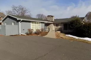 85 Beleden Gardens Dr, Bristol, CT 06010 - Photo 1