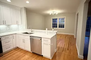 440 Pitkin Hollow, Trumbull, CT 06611 - Photo 3