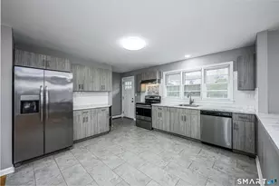 109 Kings Hwy, North Haven, CT 06473 - Photo 11