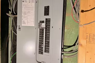 60 Hubbard Rd, Hartford, CT 06114 - Photo 21