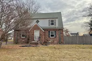 60 Hubbard Rd, Hartford, CT 06114 - Photo 1