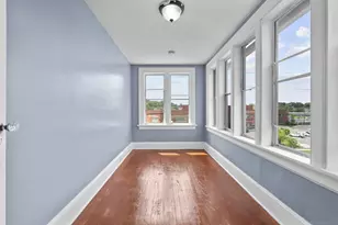 1105 N Main St, Waterbury, CT 06704 - Photo 11