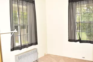 105 N Washington St, Plainville, CT 06062 - Photo 13