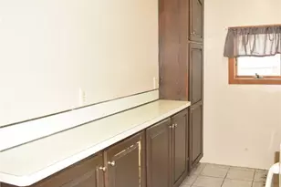 105 N Washington St, Plainville, CT 06062 - Photo 11
