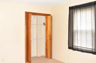 105 N Washington St, Plainville, CT 06062 - Photo 15