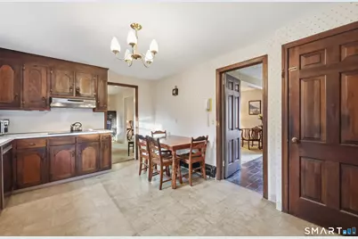 2 Farm Hill Road, West Hartford, CT 06107 - Photo 13