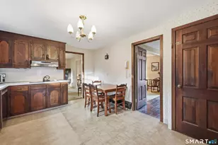 2 Farm Hill Rd, West Hartford, CT 06107 - Photo 13