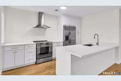 31 Drive Way, Guilford, CT 06437 - Photo 5