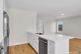 31 Drive Way, Guilford, CT 06437 - Photo 5