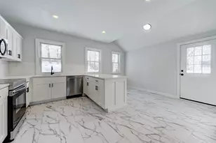 36 Bellevue St, Waterbury, CT 06704 - Photo 5