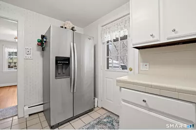 164 Saint John Street, Manchester, CT 06040 - Photo 9