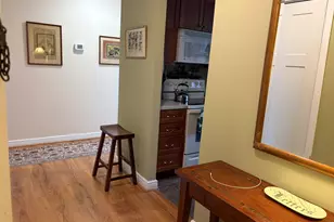 893 Farmington Ave, West Hartford, CT 06119 - Photo 3