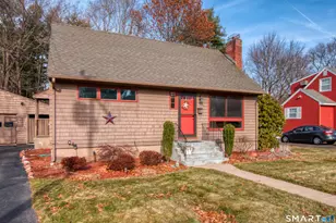 47 Clyde Rd, Manchester, CT 06042 - Photo 3