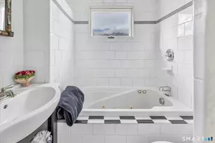 5695 Main St, Stratford, CT 06614 - Photo 39