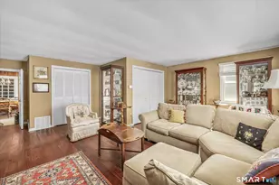 5695 Main St, Stratford, CT 06614 - Photo 11