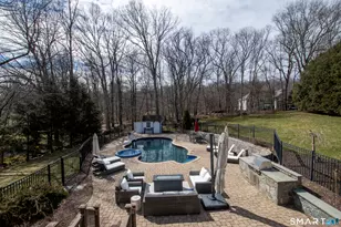 3 Crescent Ln, Trumbull, CT 06611 - Photo 3