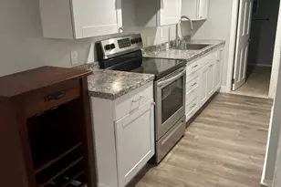 179 Longview Ave, Fairfield, CT 06824 - Photo 3