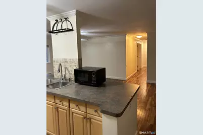 14 Newtown Road #B3, Danbury, CT 06810 - Photo 5