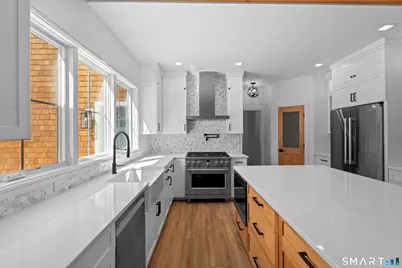 23-1 Heritage Road, East Lyme, CT 06333 - Photo 13