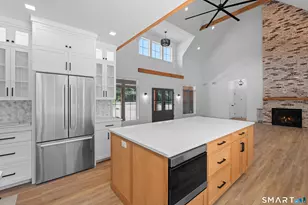 23-1 Heritage Rd, East Lyme, CT 06333 - Photo 7