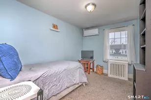 376 Windsor Ave, Stratford, CT 06614 - Photo 37