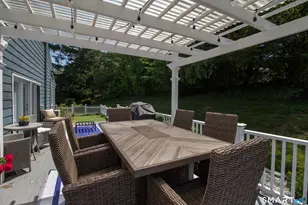 15 Griffing Pond Rd, Branford, CT 06405 - Photo 9
