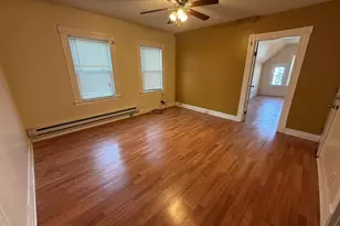 215 Woodlawn Terrace, Waterbury, CT 06710 - Photo 7