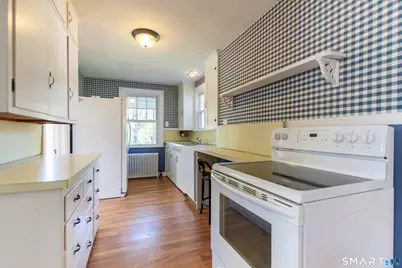 1841 Huntington Turnpike, Trumbull, CT 06611 - Photo 13