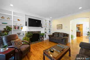 225 Flax Hill Rd, Norwalk, CT 06854 - Photo 7