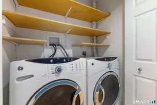 2 Mansfield Grove Rd, East Haven, CT 06512 - Photo 27