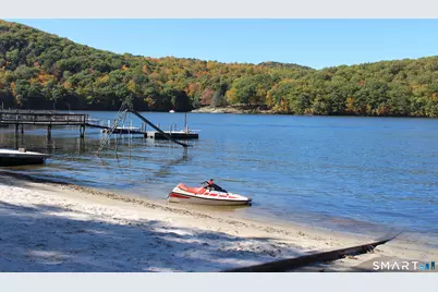 7 Brighton Street, Danbury, CT 06811 - Photo 3