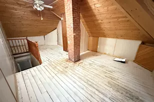 113 Trowbridge Pl, Naugatuck, CT 06770 - Photo 13