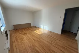 264 Scott Rd, Waterbury, CT 06705 - Photo 7