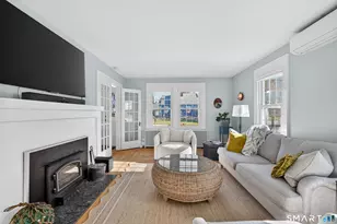 151 Ocean View Ave, Groton, CT 06355 - Photo 7