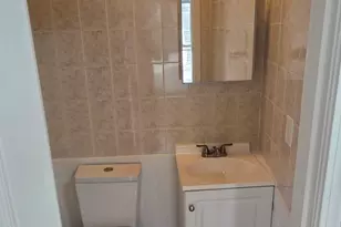 571 Wilson St, Waterbury, CT 06708 - Photo 9