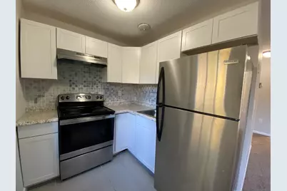 32 Old Foxon Road #27, East Haven, CT 06513 - Photo 1