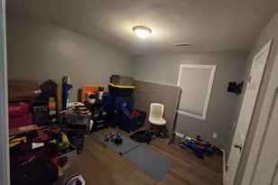 90 Bond St, Hartford, CT 06114 - Photo 3