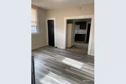 57 Blue Hills Avenue #3, Hartford, CT 06112 - Photo 5