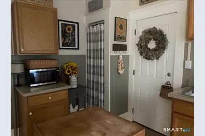 405 Savin Avenue, West Haven, CT 06516 - Photo 13