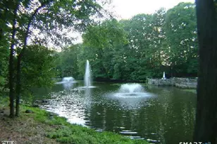 50 Aiken St, Norwalk, CT 06851 - Photo 9