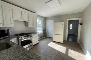 98 Carroll St, Naugatuck, CT 06770 - Photo 3