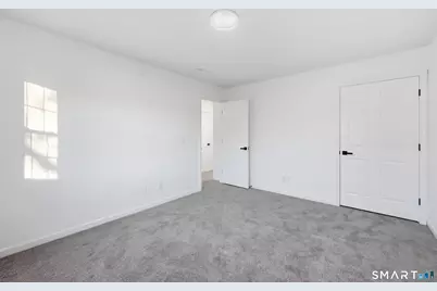 70 Victoria Court, Hamden, CT 06514 - Photo 17