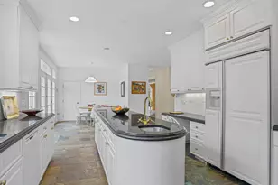 12 Fox Run Dr, Easton, CT 06612 - Photo 5