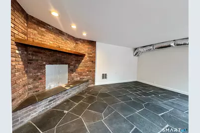 860 Oakwood Road, Orange, CT 06477 - Photo 33