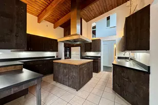 860 Oakwood Rd, Orange, CT 06477 - Photo 15