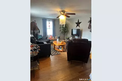 1031 Meriden Road, Waterbury, CT 06705 - Photo 9